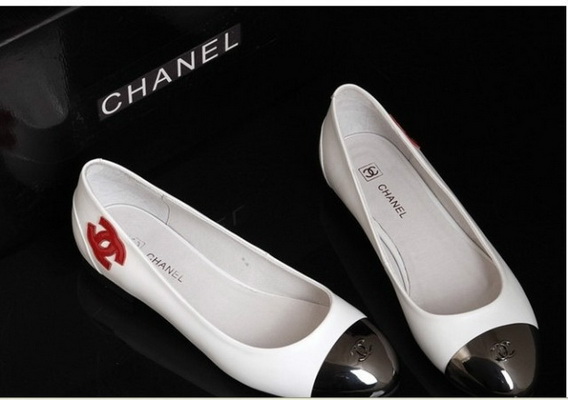 CHANEL Shallow mouth flat shoes Women--058